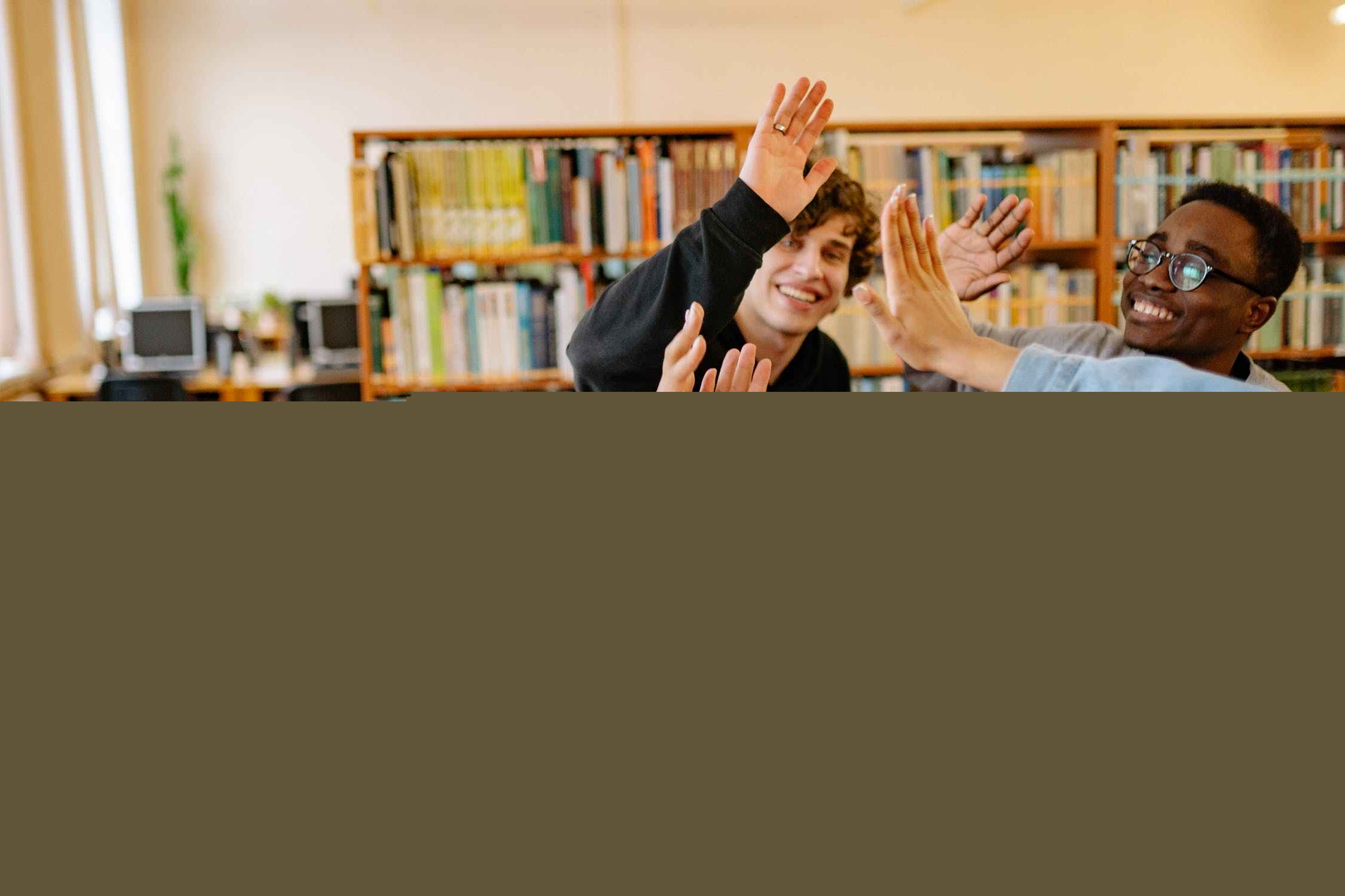 多国留学生苦等澳洲签证获批